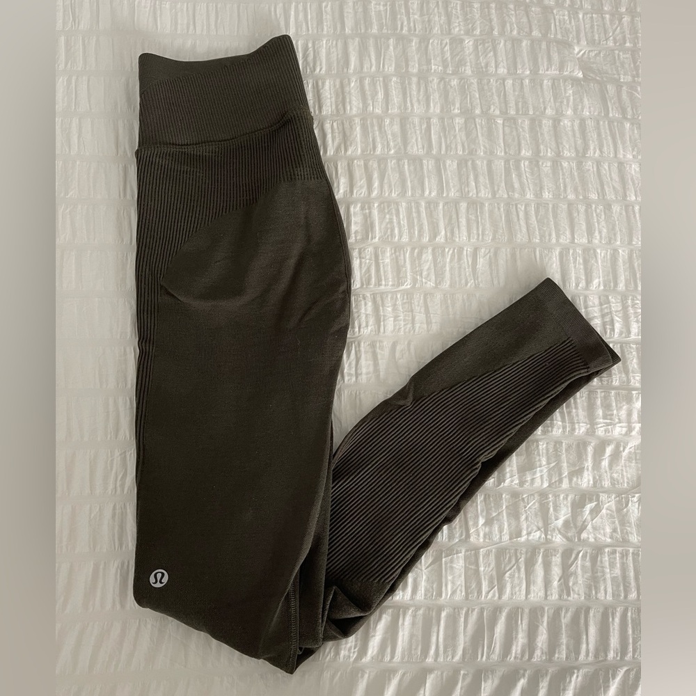 Lululemon Thermal Olive leggings